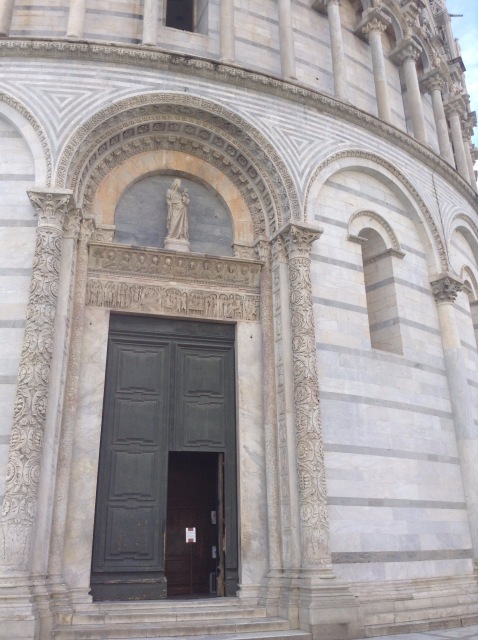 Приключения Минуш в Италии. Часть 4. Пиза. Ускользающая красота