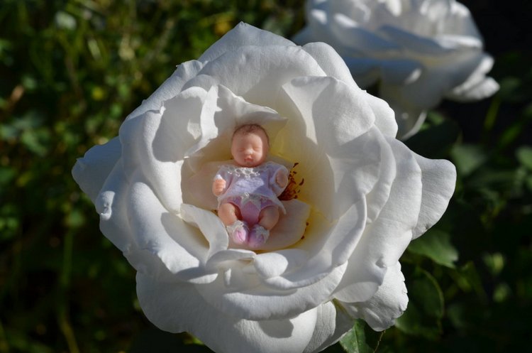 Крошка 4 см в образе Цветочная малышка