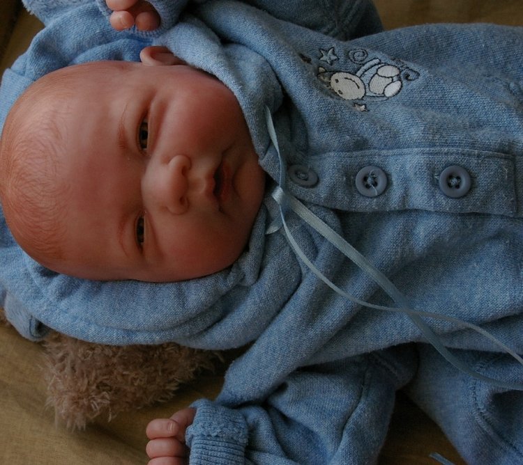 Преображение куколки Berenguer (фото 8)