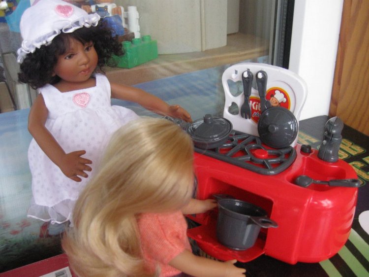 Бытовая техника для наших маленьких кукол-хозяюшек