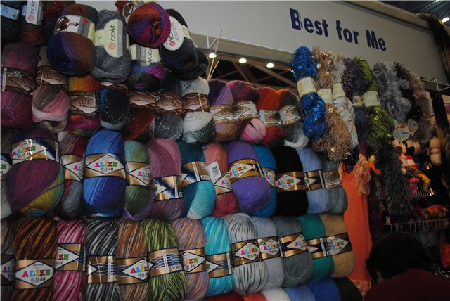 Выставка на Тишинке "Атмосфера творчества". Октябрь 2014. Пройдемся по первому этажу выставки