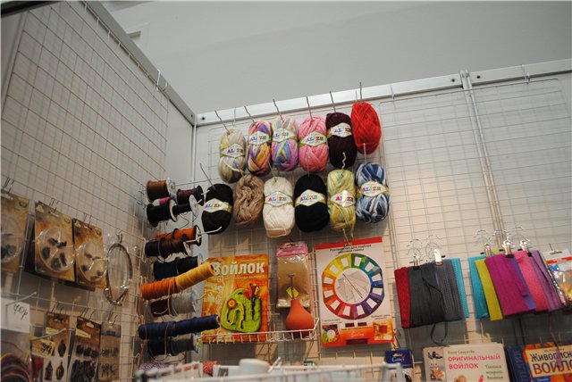 Выставка на Тишинке "Атмосфера творчества". Октябрь 2014. Бусинка к бусинке - получаются бусики! Кружево для антикварных