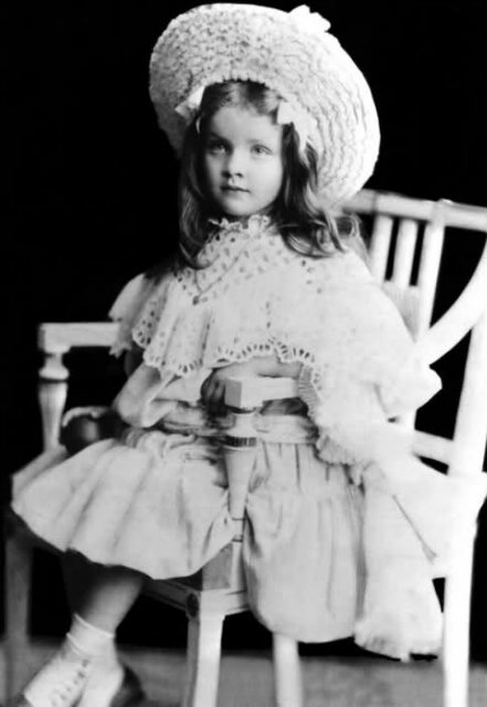 Прошу вернуть детство за вознаграждение или «… все взрослые сначала были детьми, только мало кто из них об этом помнит.»