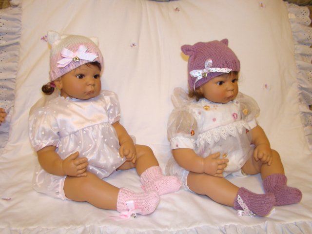 Заболела носочками... вязание для любимых куклят