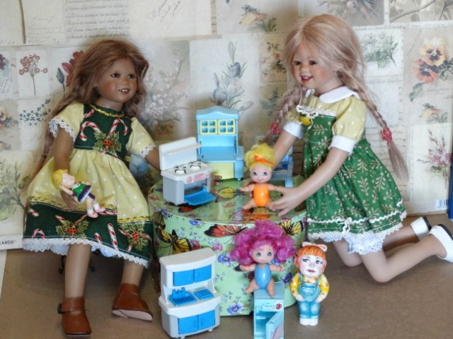 Как играют мои девочки Annette Himstedt