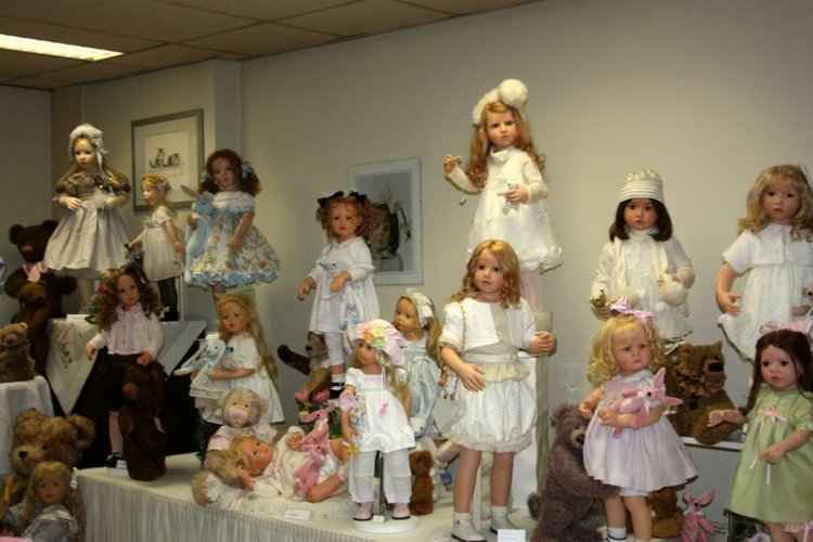 Летняя встреча коллекционеров в магазине Гюнзел, Голландия. Часть первая. Любителям Вихтелей посвящается