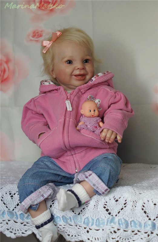 Весёлая хохотушка Маришка. Работа Марины Мацко