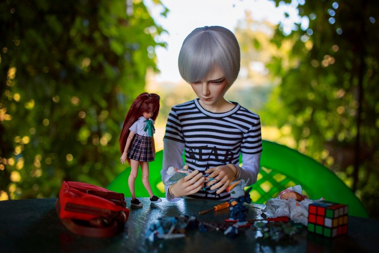 60 см vs 15 см. Или две истории из жизни Итана и Хотару