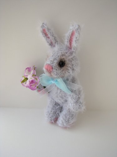 Серенький заинька. Игрушка вязанная спицами Ольги Чернухо (фото 10)