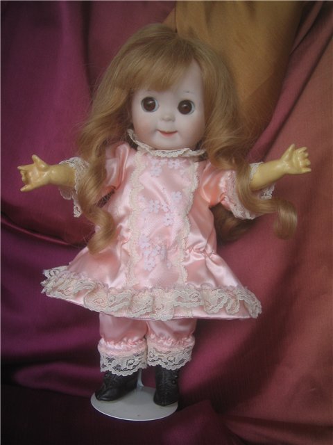 Шарнирная девочка от JDK. Реплика старинной куклы (фото 3)