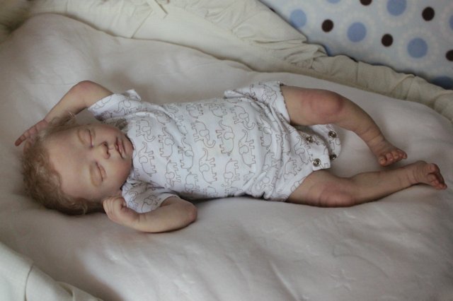 Мальчик одуванчик... Куколка реборн Вишни Виктории (фото 7)