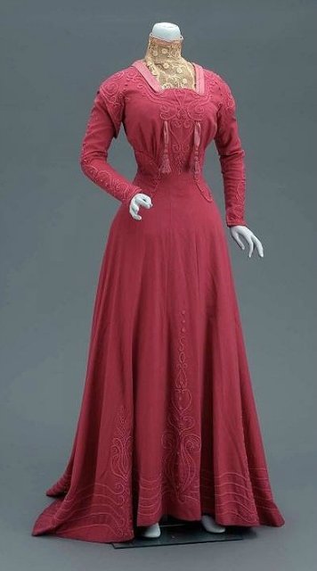 Для тех, кто в поиске или Каждый охотник желает знать. Викторианские и эдвардианские наряды