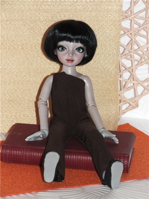 Как из идеи вязаного платья получается шитый комбинезон... или чего хотят наши куклы (фото 8)