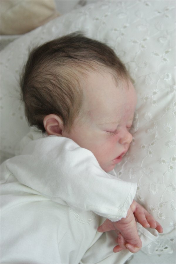 Удивительно реалистичная кукла реборн Елены Киприяновой. Молд Emma by Natalie Scholl