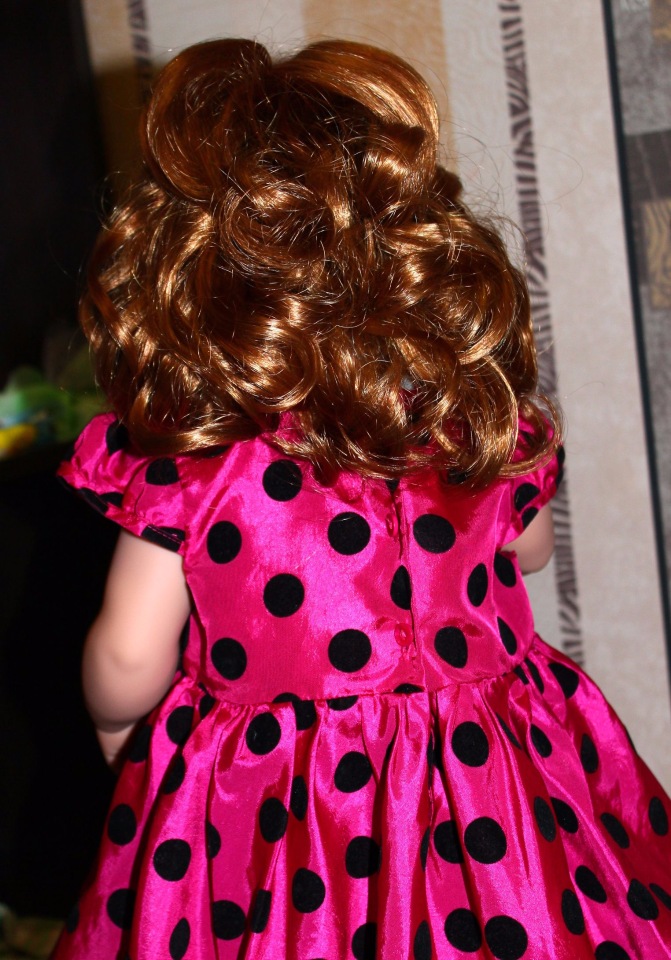 Любовь к Lee Middleton обязательна, можно ли остановится на одной кукле... мы в ожидании новенькой