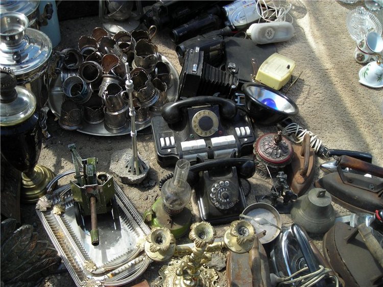 Барахолка - с нами рядом. Мы ее окинем взглядом | Бэйбики Барахолка - с нами рядом. Мы ее окинем взглядом