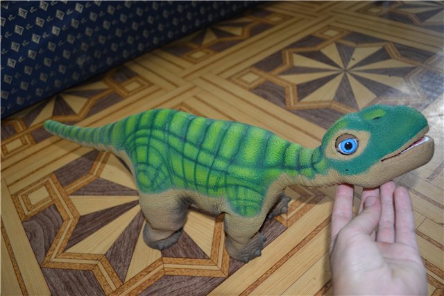 Любопытный динозаврик PLEO (фото 3)
