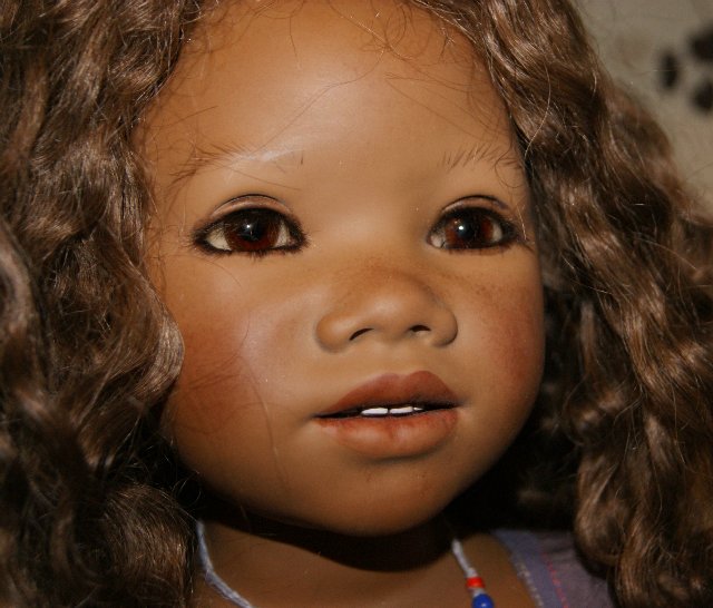 Ниа - африканская принцесса и ее подруги Ивочки сестрички и скромница Марджели