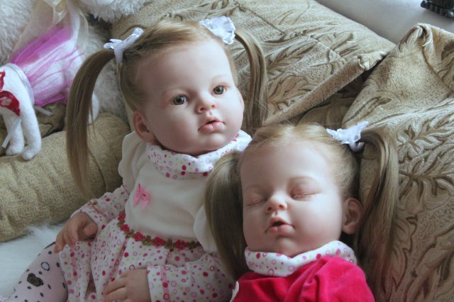 Сестенки Арианночки. Куколки реборн Виктории Вишни