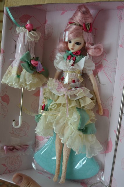 Девушка-пион: джеечка La Rue de Rivoli (J-doll) (фото 2)