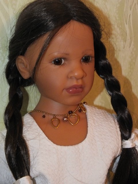 Прекрасная смугяночка Габриэлла от Elissa Glassgold