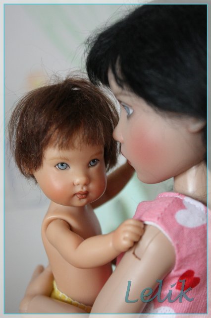 Кроватка для малышки, в масштабе 1:6 | Бэйбики Кроватка для малышки, в масштабе 1:6