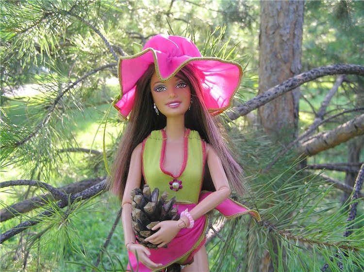 Летняя прогулка Анжелики ( Кукла Barbie Fashionistas от Mattel)