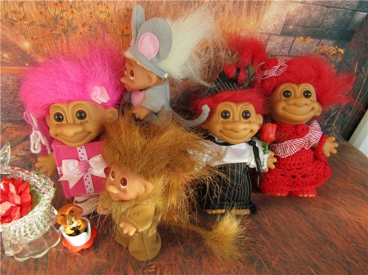 Когда я буду именинник, куплю я хвостик за полтинник. Мне продавец измерит рост и подберет по росту хвост