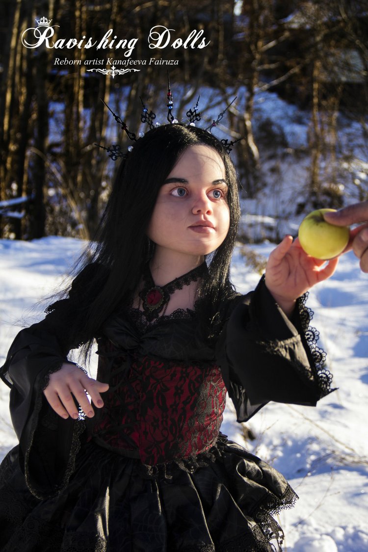 Готичная Габриэль. Gothic girl Mahafsoun