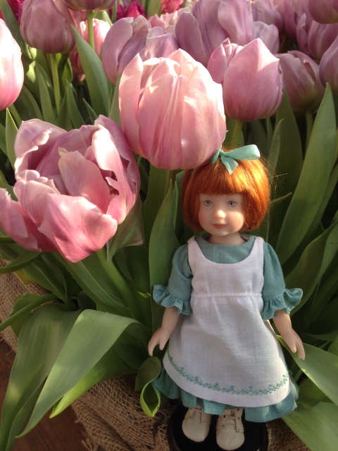 Прогулка Эмили в аптекарском огороде. H. Maciak | Бэйбики Прогулка Эмили в аптекарском огороде. H. Maciak