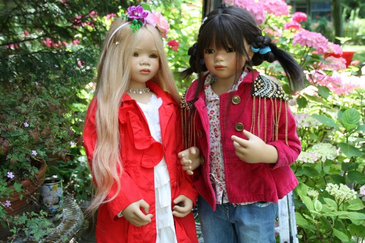 Солнечный денек в саду. Часть третья - Лилит и Анна Лу (фото 5)