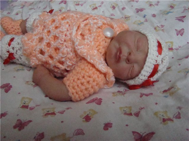 Гости дорогие - шшш.. у нас сладко спит малыш. Кукла из пластики своими руками