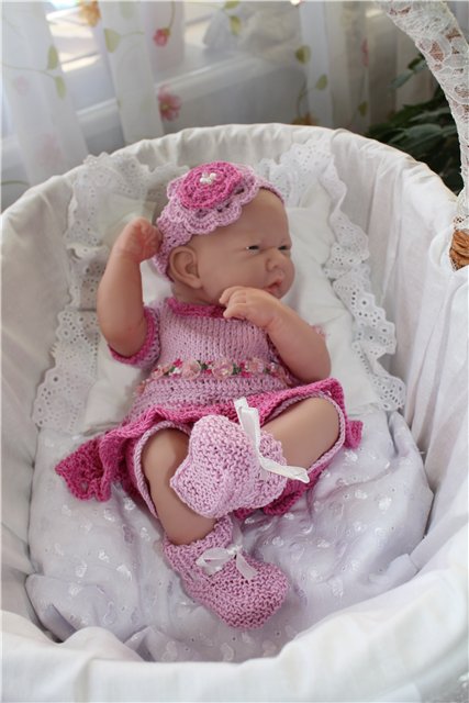 Новая вязалочка и колыбелька для куклы (фото 4)