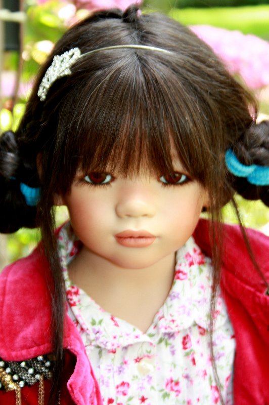 Солнечный денек в саду. Часть третья - Лилит и Анна Лу