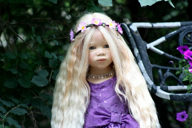 Солнечный денек в саду. Часть вторая - три подружки