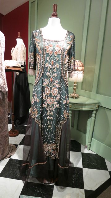 Как за неприметным фасадом может скрыватся просто удивительный Клондайк!!! Или "Это я удачно зашел!!!!!"