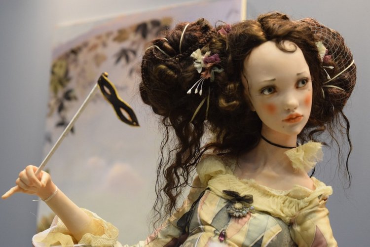 VII Московская международная выставка "Искусство Куклы". Портреты кукольной души или незримый диалог. Часть 2
