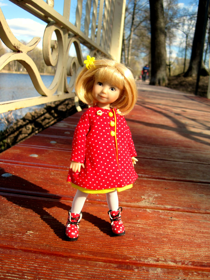 Прогулка в парке. Галочка - коллекционная куколка Дианы Эффнер (фото 5)