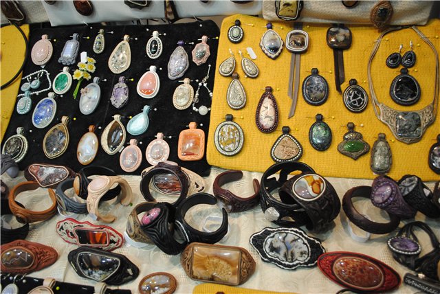 Выставка на Тишинке Атмосфера творчества. Октябрь 2014