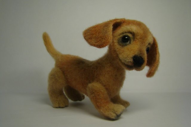 Таксик. Авторская игрушка валянием Ольги Чернухо (фото 3)