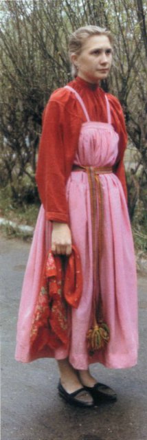 Любимые малышки-химочки в уральских костюмах (фото 2)