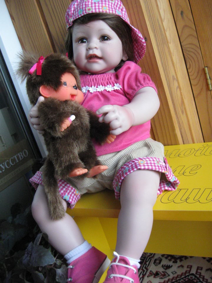 Разные детки Адора одного молда