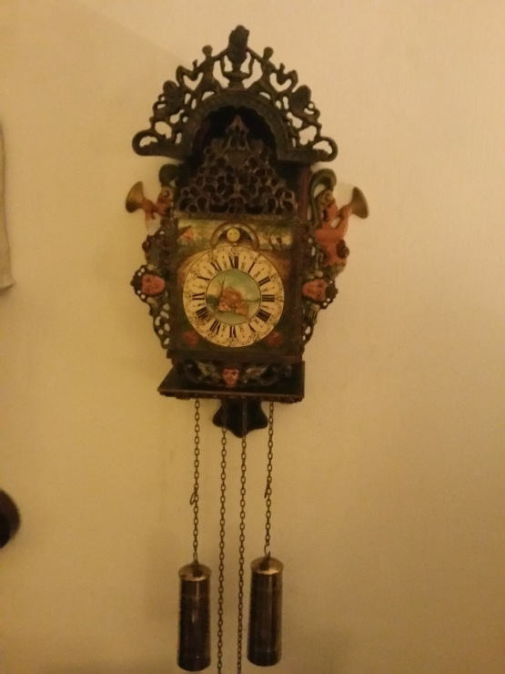 Старинные часы еще идут. Коллекция старинных часов - часть вторая