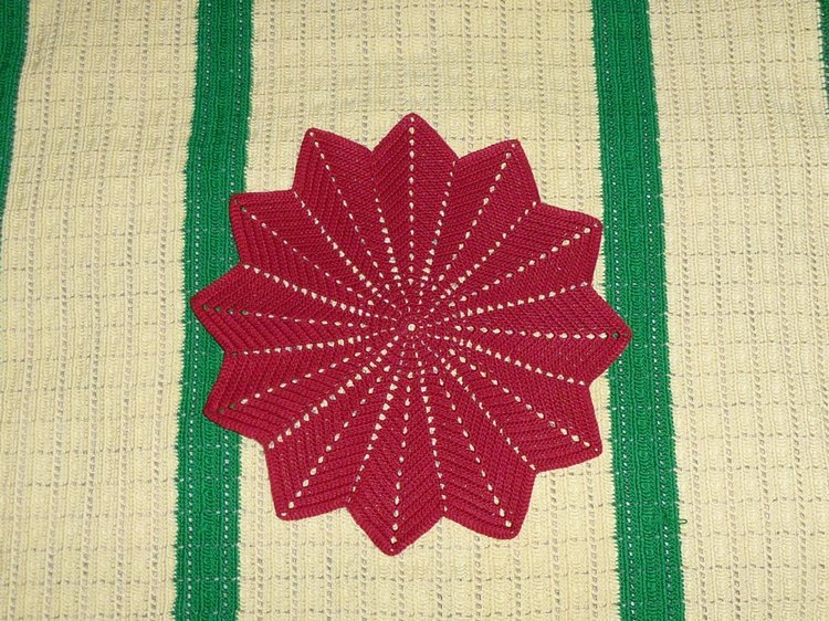 Абажуры из вязаных салфеток