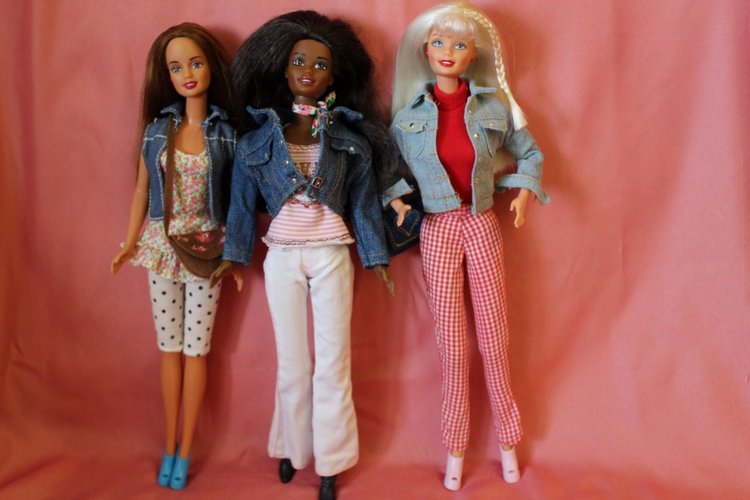 С днем рождения! Барби — Куклы Barbie (Барби): Looks