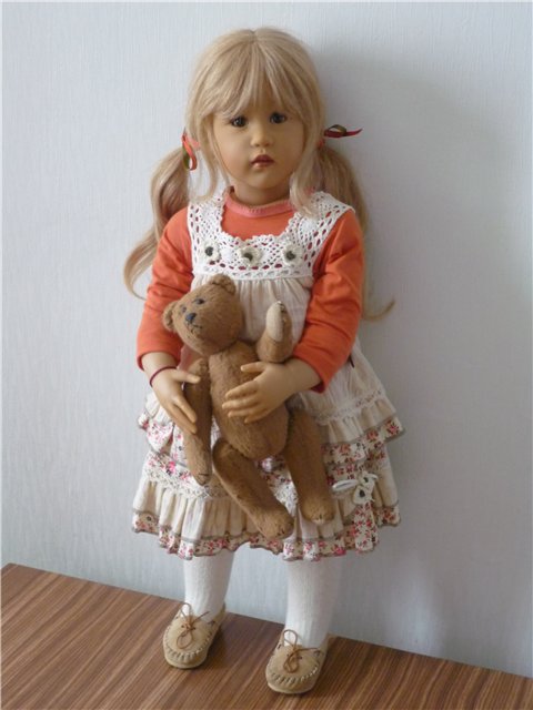 Такая разная Инга Скилле (блондинка) (фото 4)