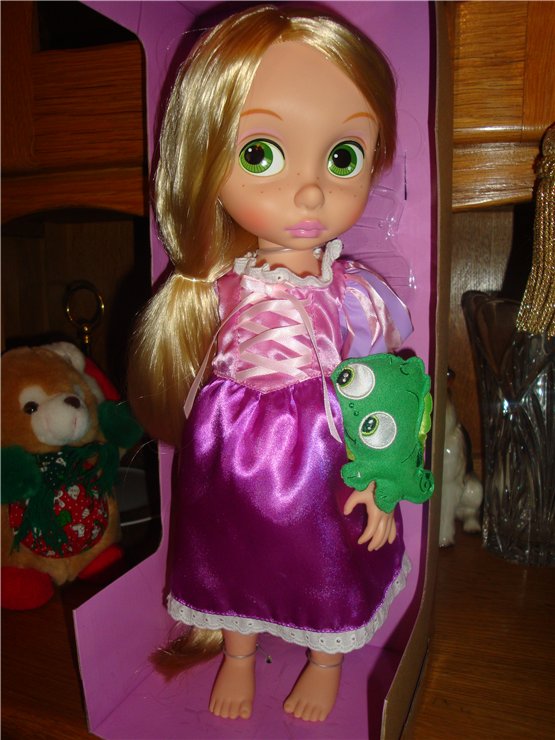 Диснеевская кукла Рапунцель (фото 4)