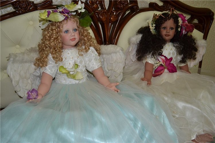 Ангелы Файзах Спанос. Blessings Bloom Around Me