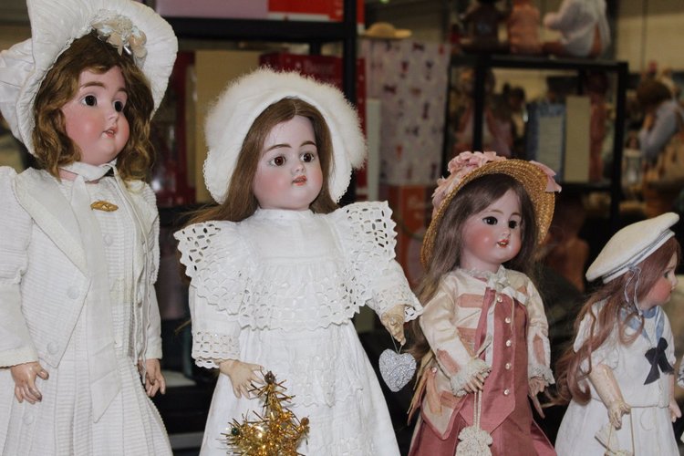 Выставка мишек, кукол и кукольной миниатюры в Голландии 2017 - часть третья