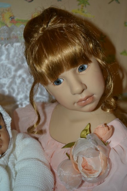 А у Гвэн появилась сестренка (или братик)